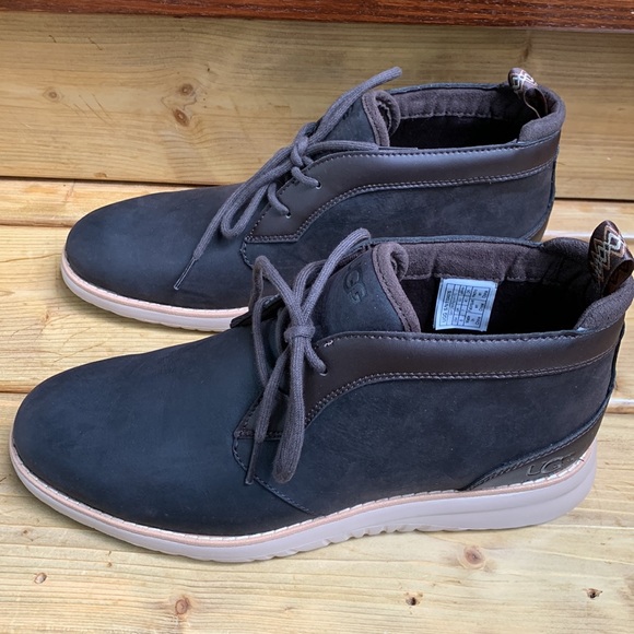 UGG boots - Picture 2 of 6